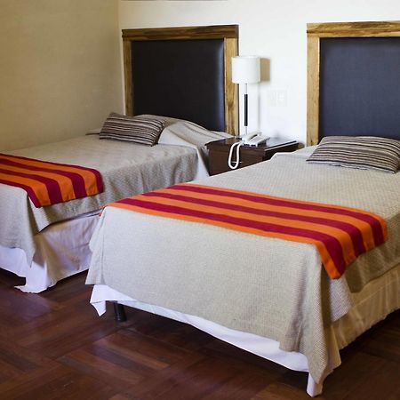 Terrazas Del Sol Apart-Hotel Lambare Екстериор снимка