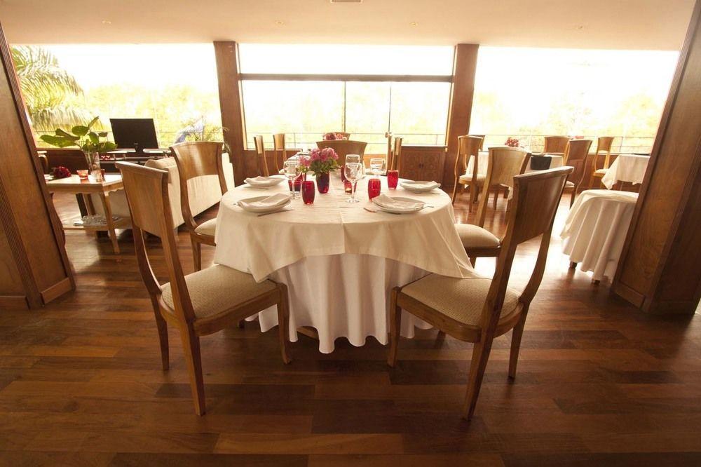 Terrazas Del Sol Apart-Hotel Lambare Екстериор снимка